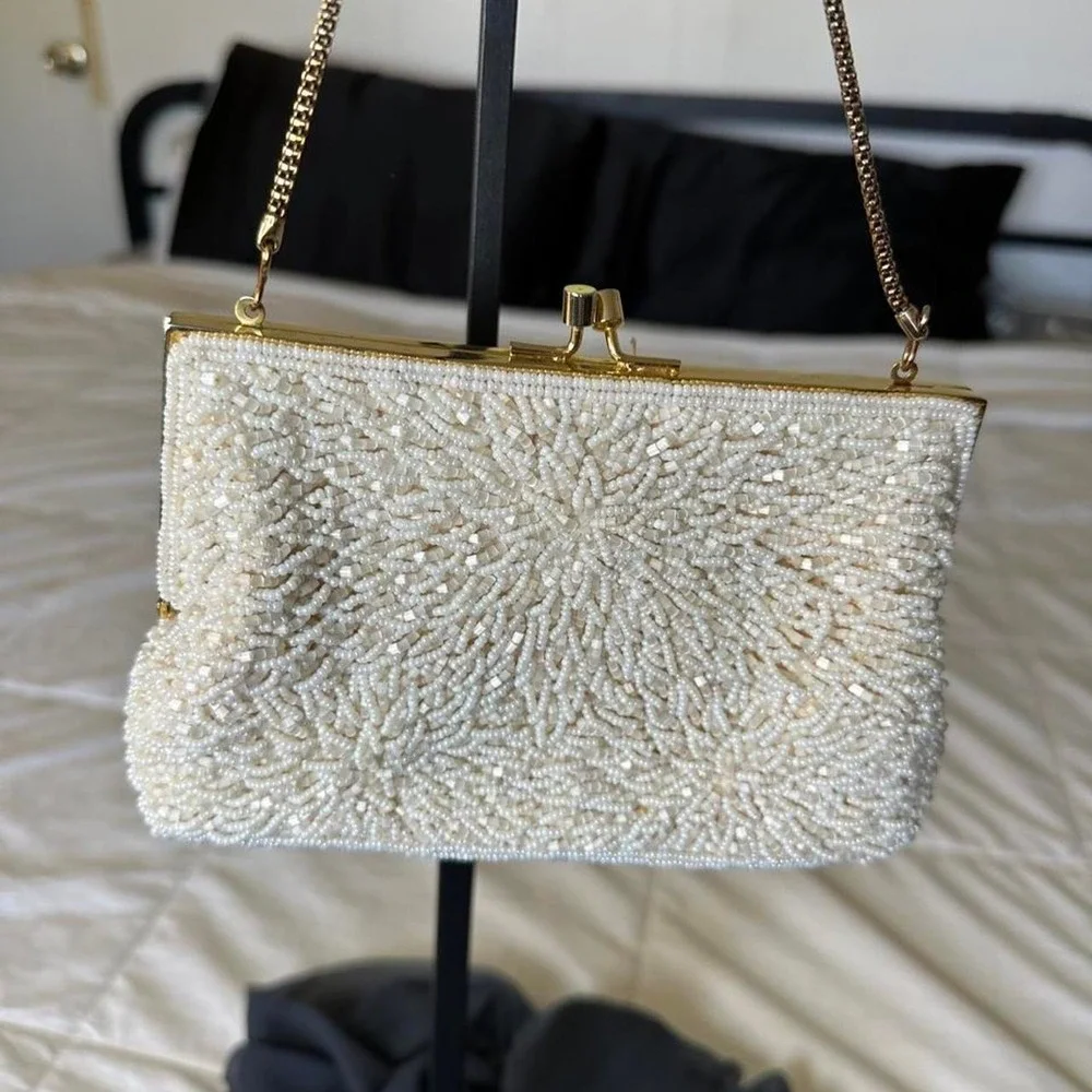 White beaded evening clutch gold hardware kiss lock clasp 1960s y2k vintage